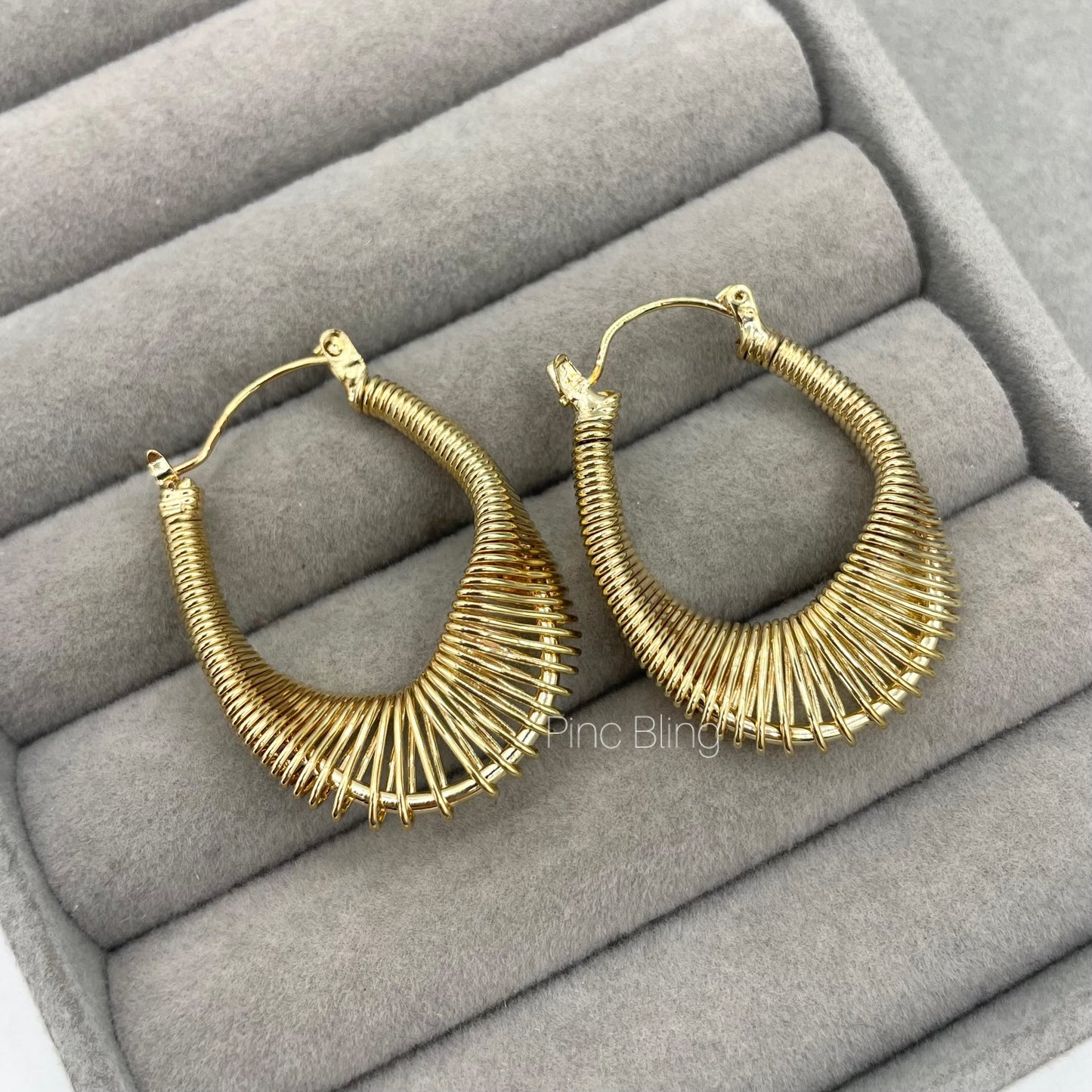 Trendy ear hoops small