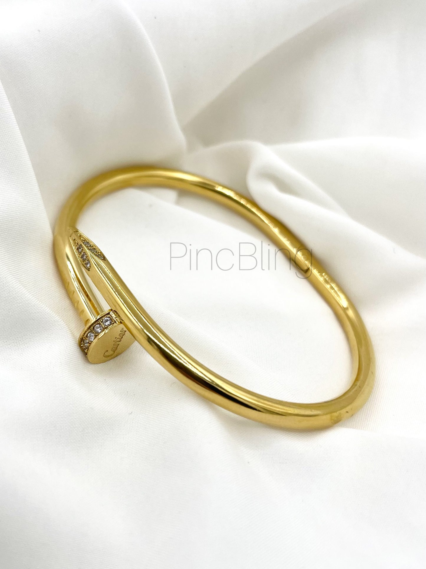Gold Loop Bracelet