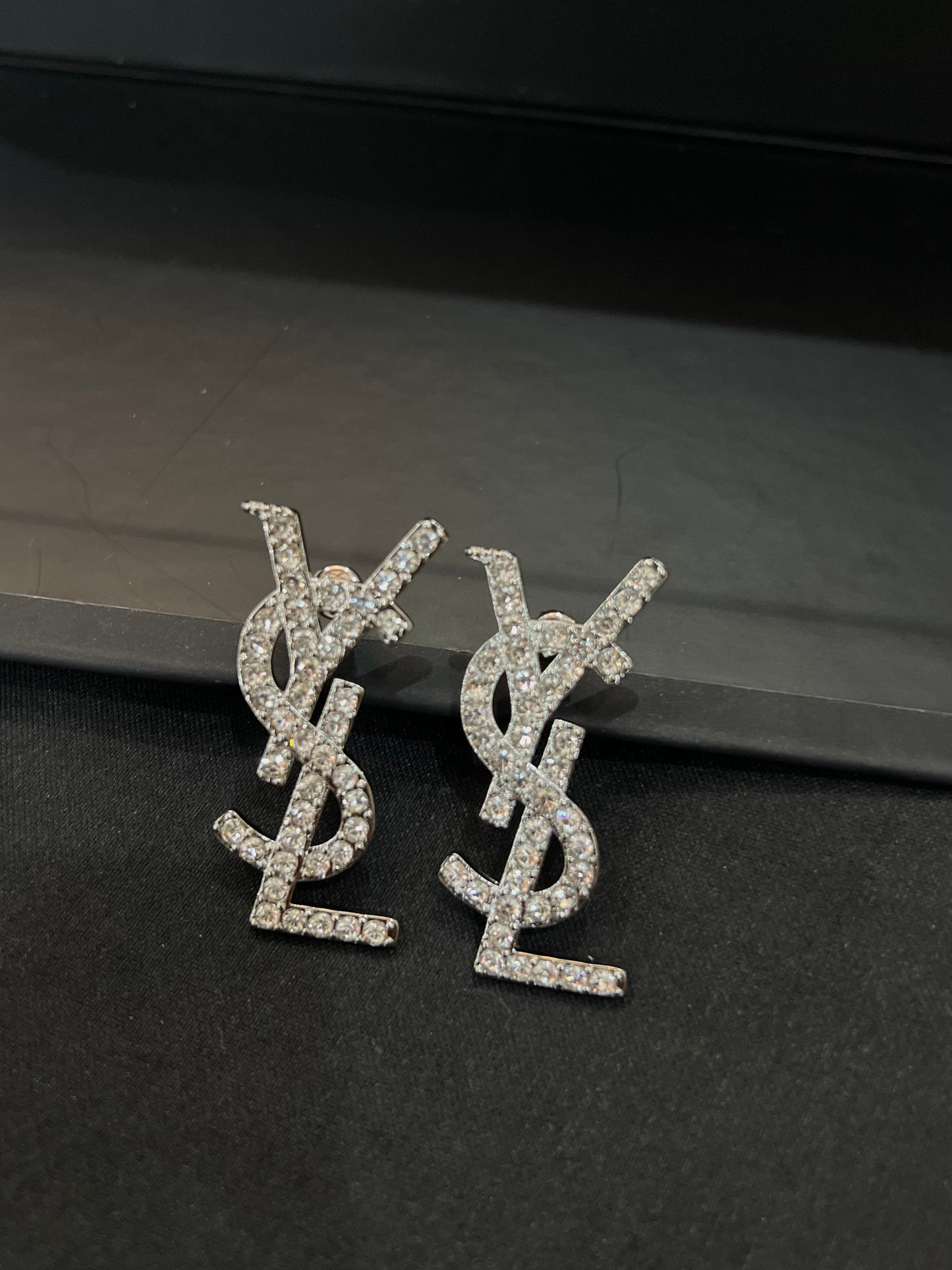 Pavé Monogram Earring SL LxE
