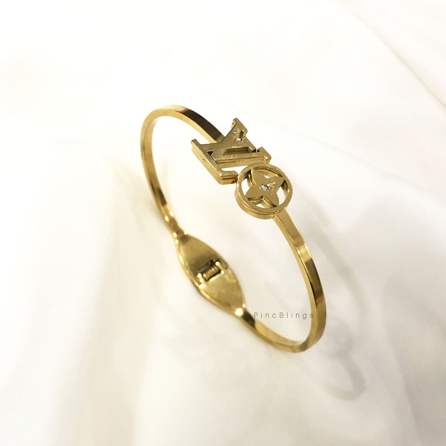 Twin Motif Open Bracelet