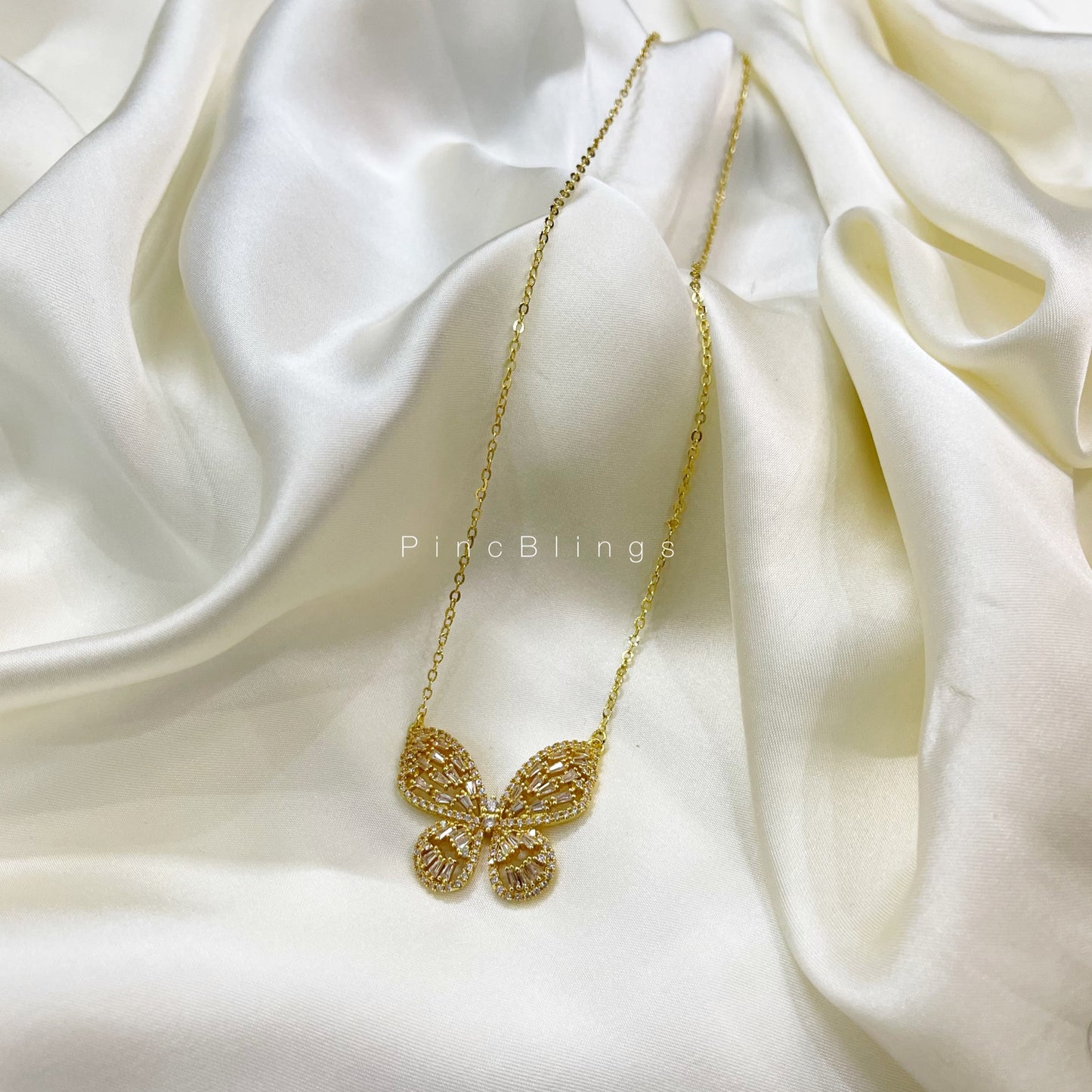 Zirconic butterfly set