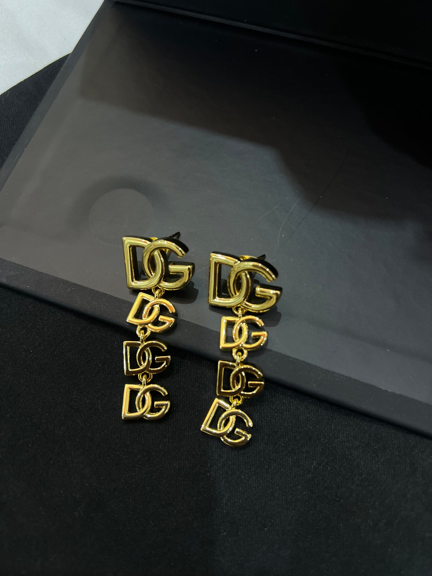 Linked Gold Statement Earring DD LxE