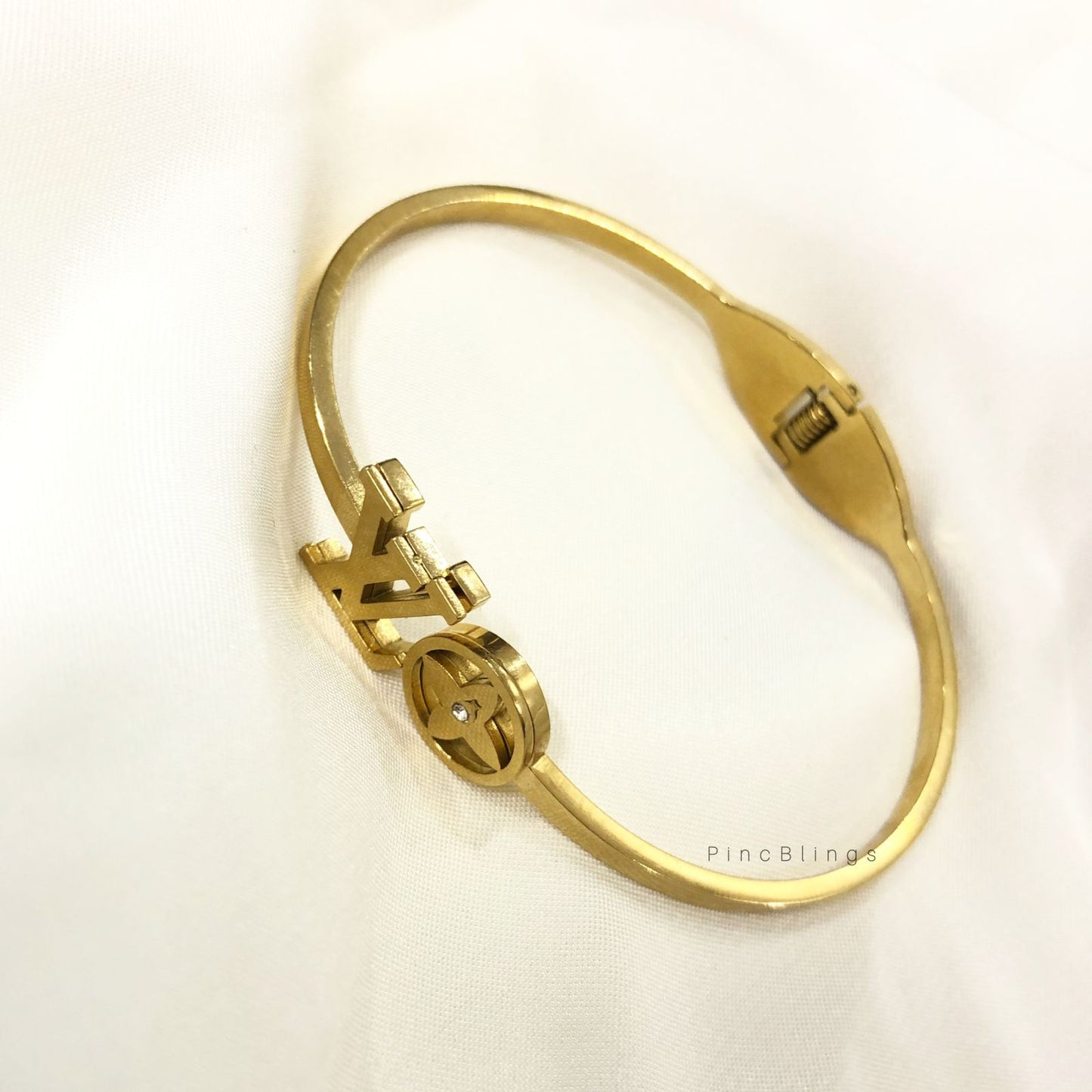 Twin Motif Open Bracelet
