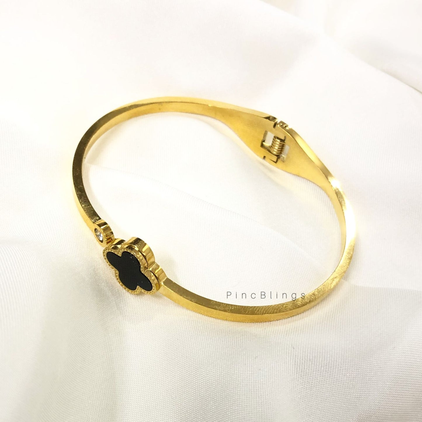 Enchanted Clover Bracelet
