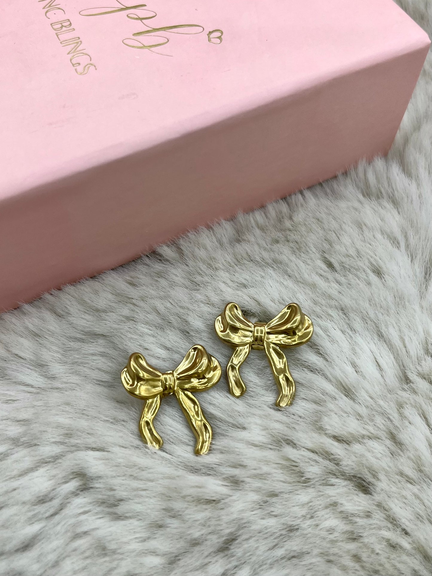 Curly bow earrings PbE