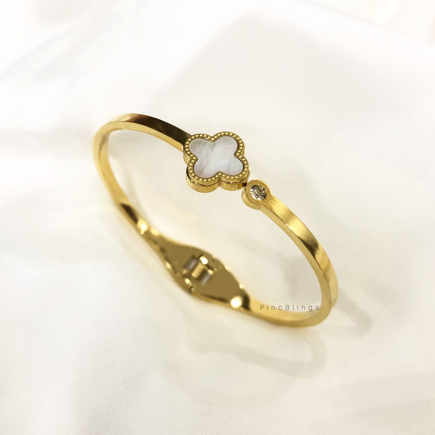 Single Clover Classic Bracelet