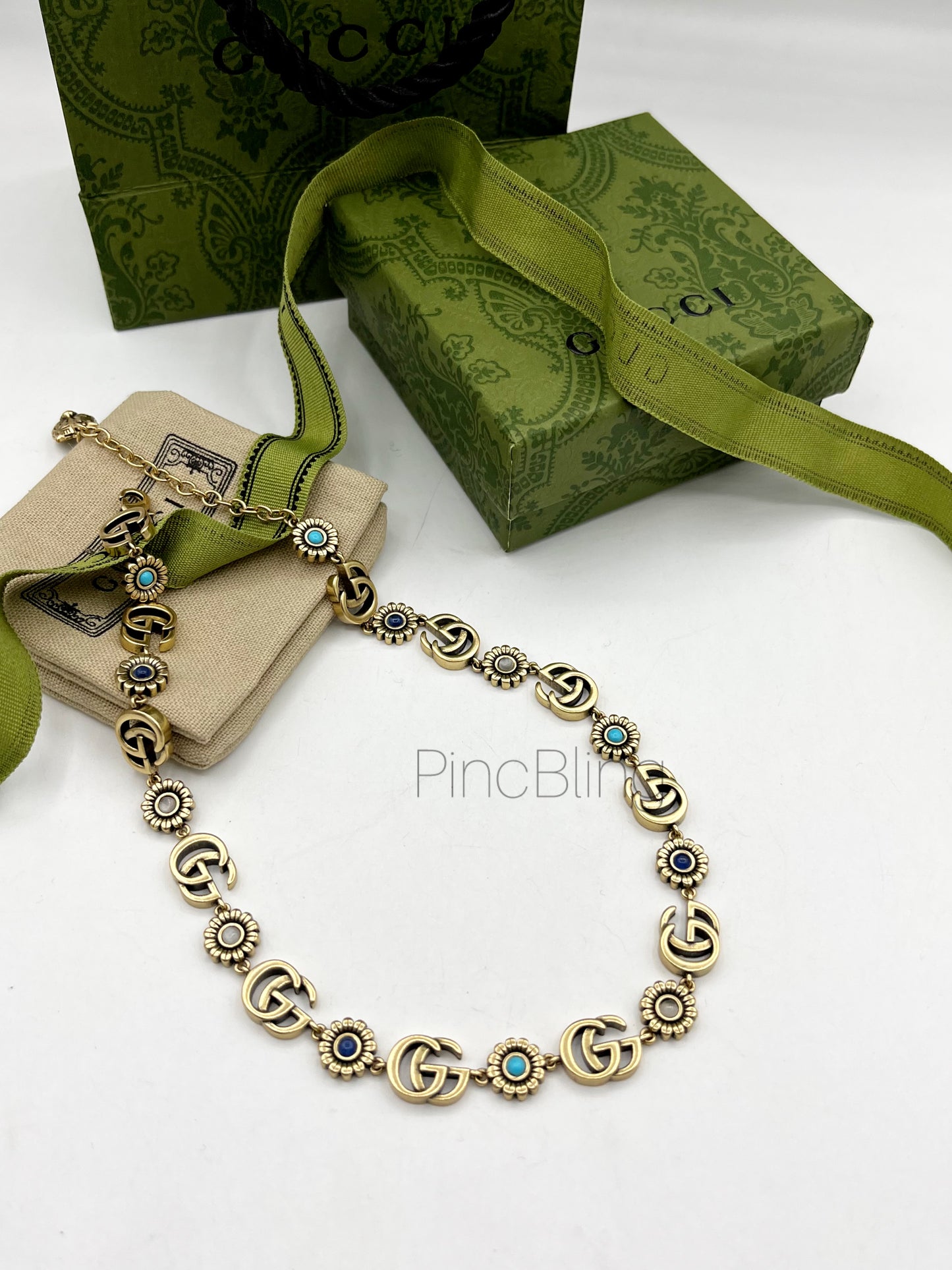 Classic Interlocking Necklace GU