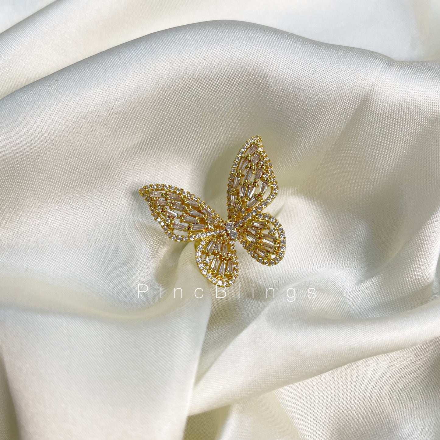 Zirconic butterfly set