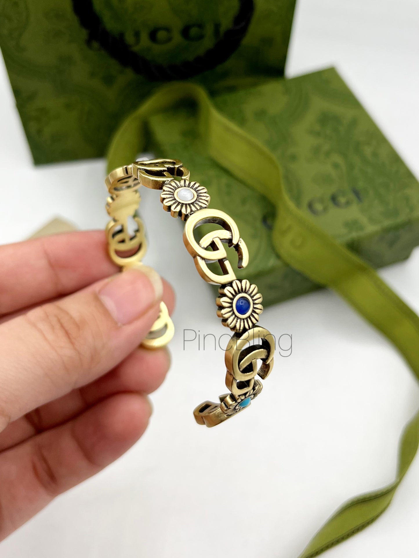 Interlocking Golden Cuff Bracelet GU
