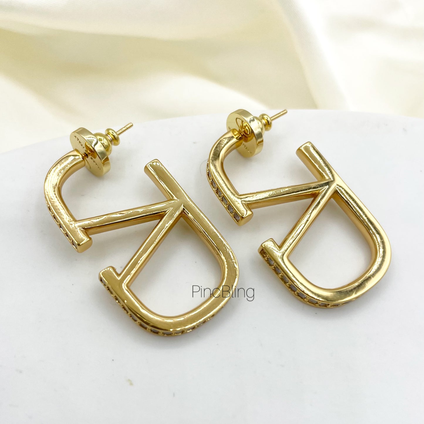 Bold Gold Luxe Earring