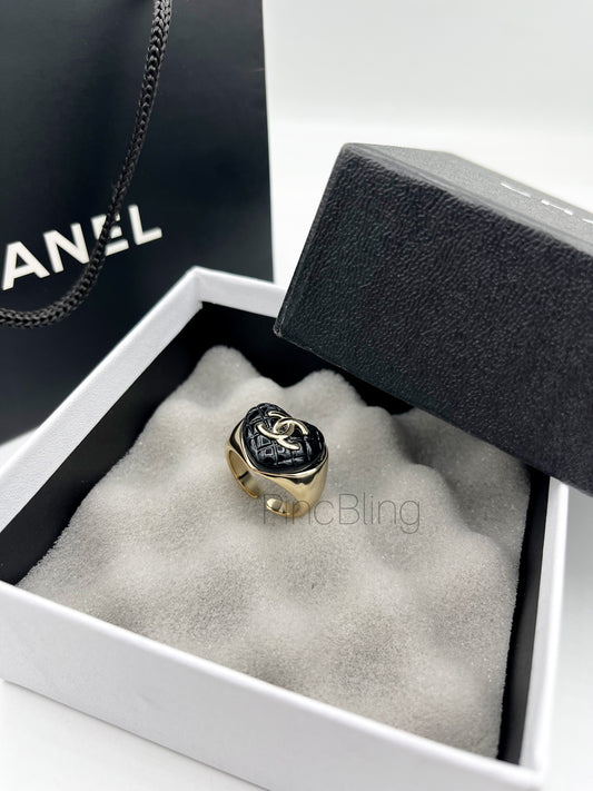 Black Heart Enamel Ring chnl LxR