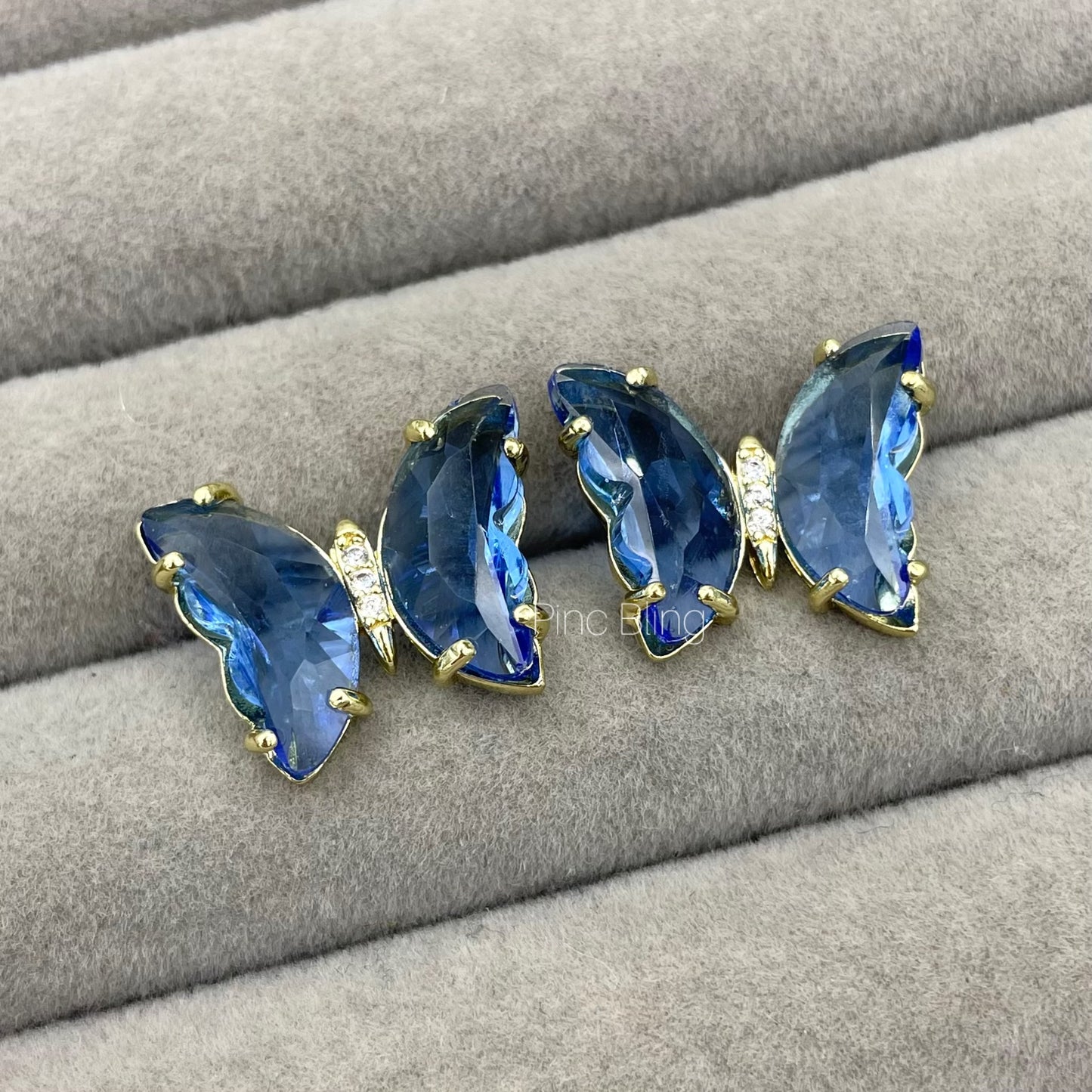 Butterfly ear stud crystal