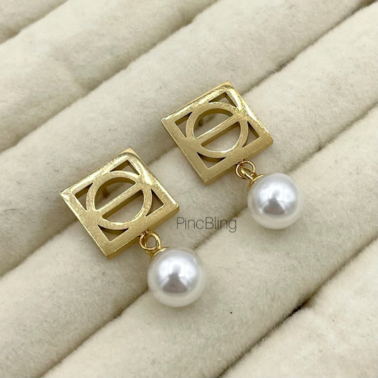 Square Luxe Pearl Earrings