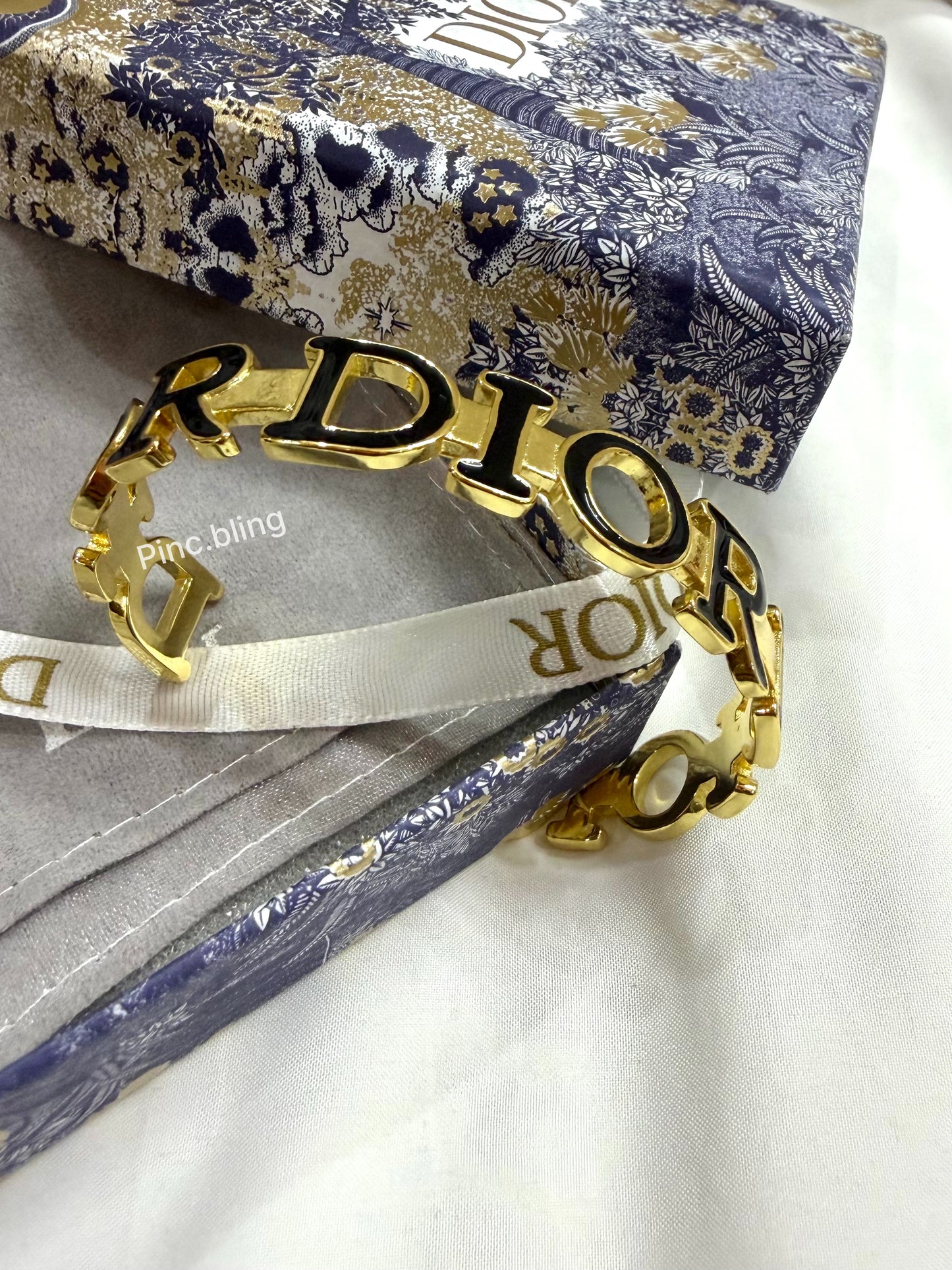 Branded Handcuff DR LxHc