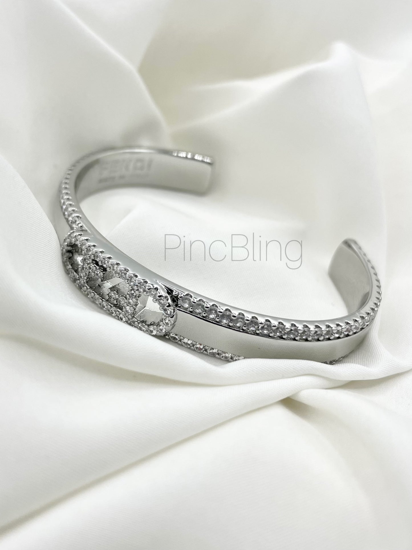 Branded Chain-Detail Bracelet