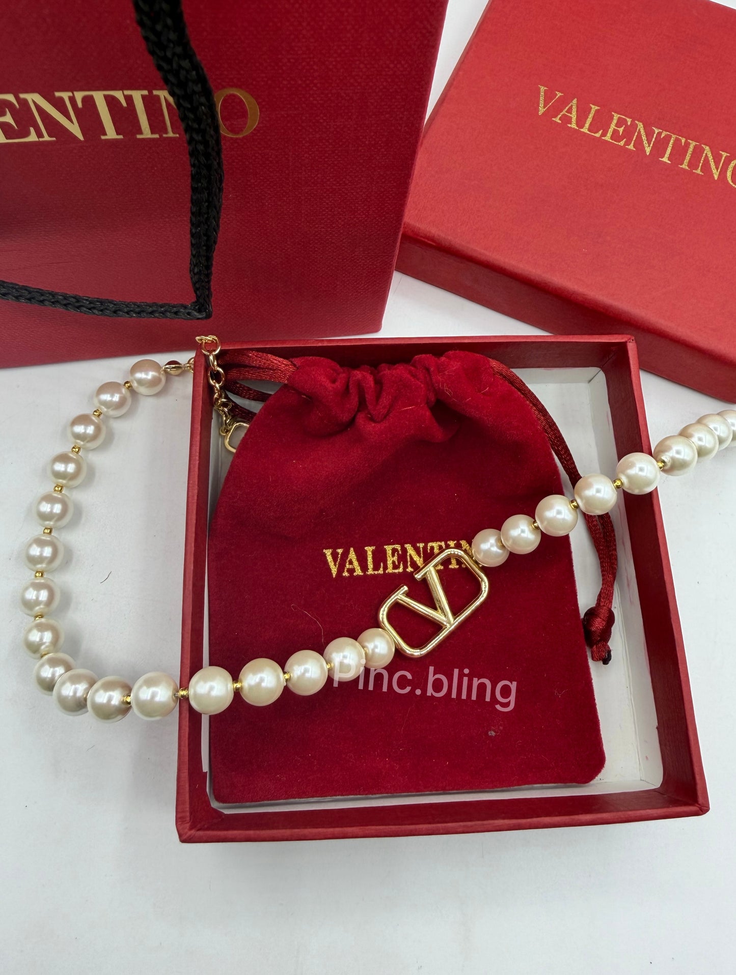 Vlogo Signature Metal Necklace With Swarovski Pearls LxN