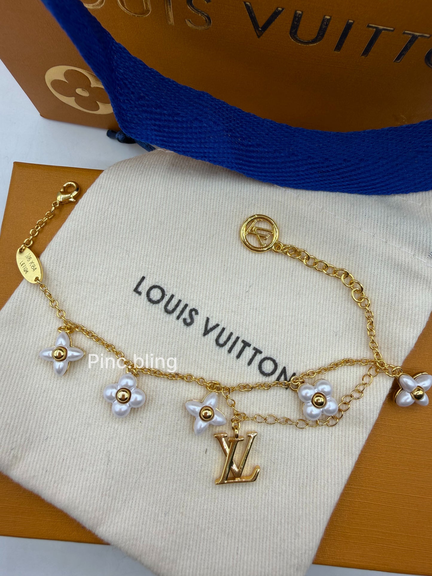 Branded logo bracelet LxB
