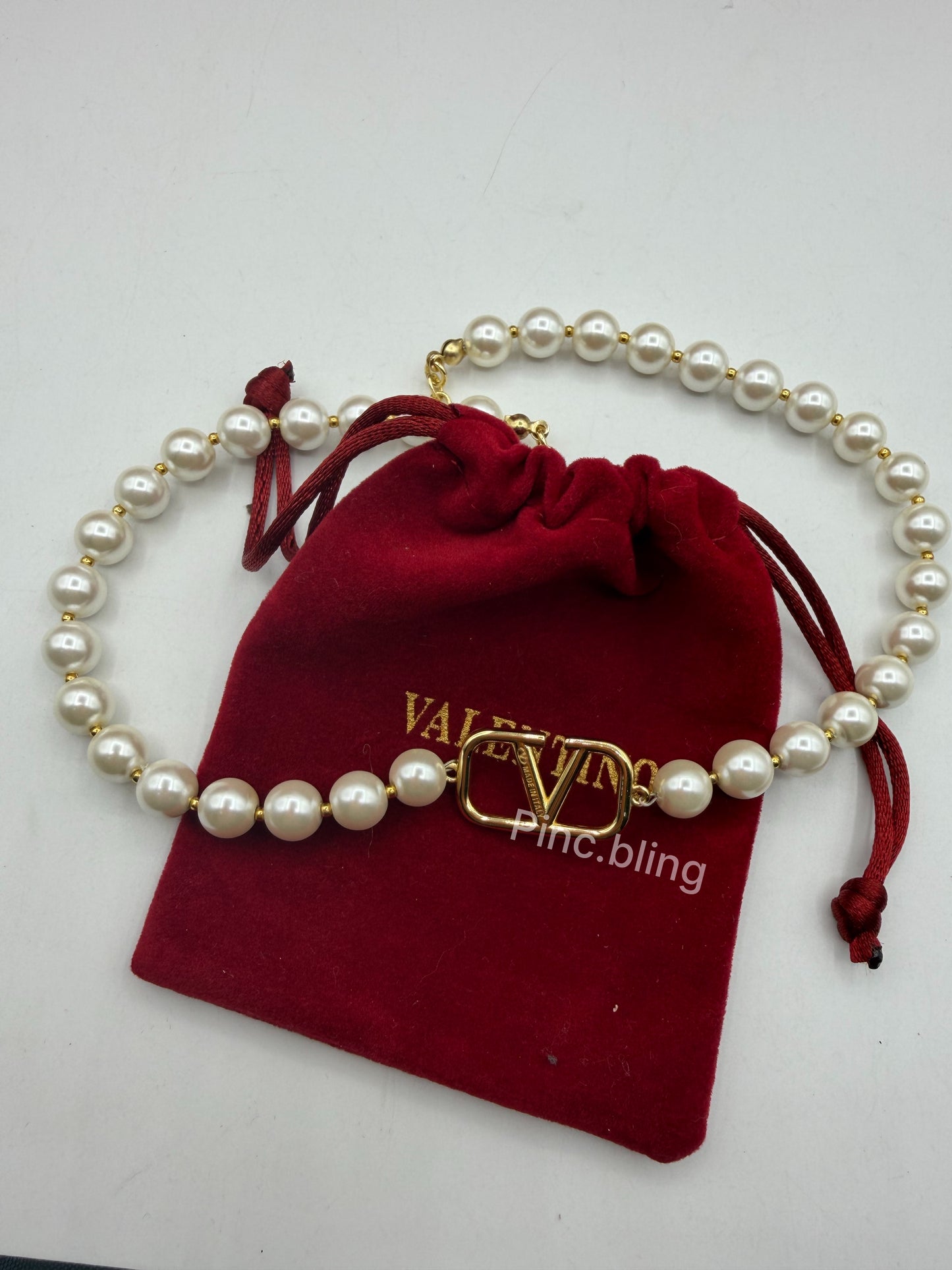 Vlogo Signature Metal Necklace With Swarovski Pearls LxN