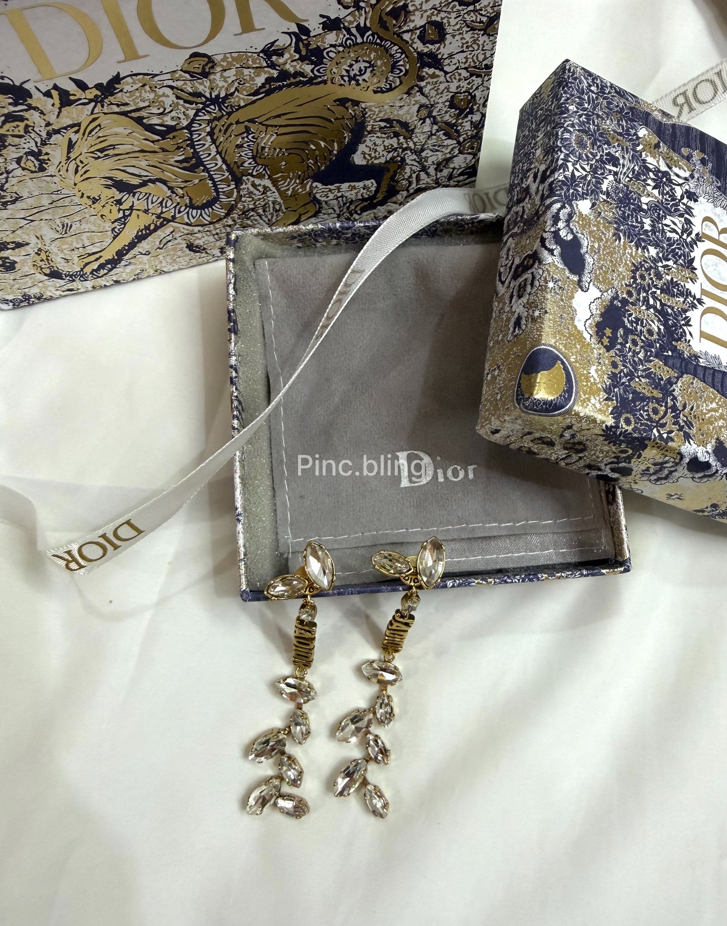 Crystal Leaf Drop Earrings LxE DR