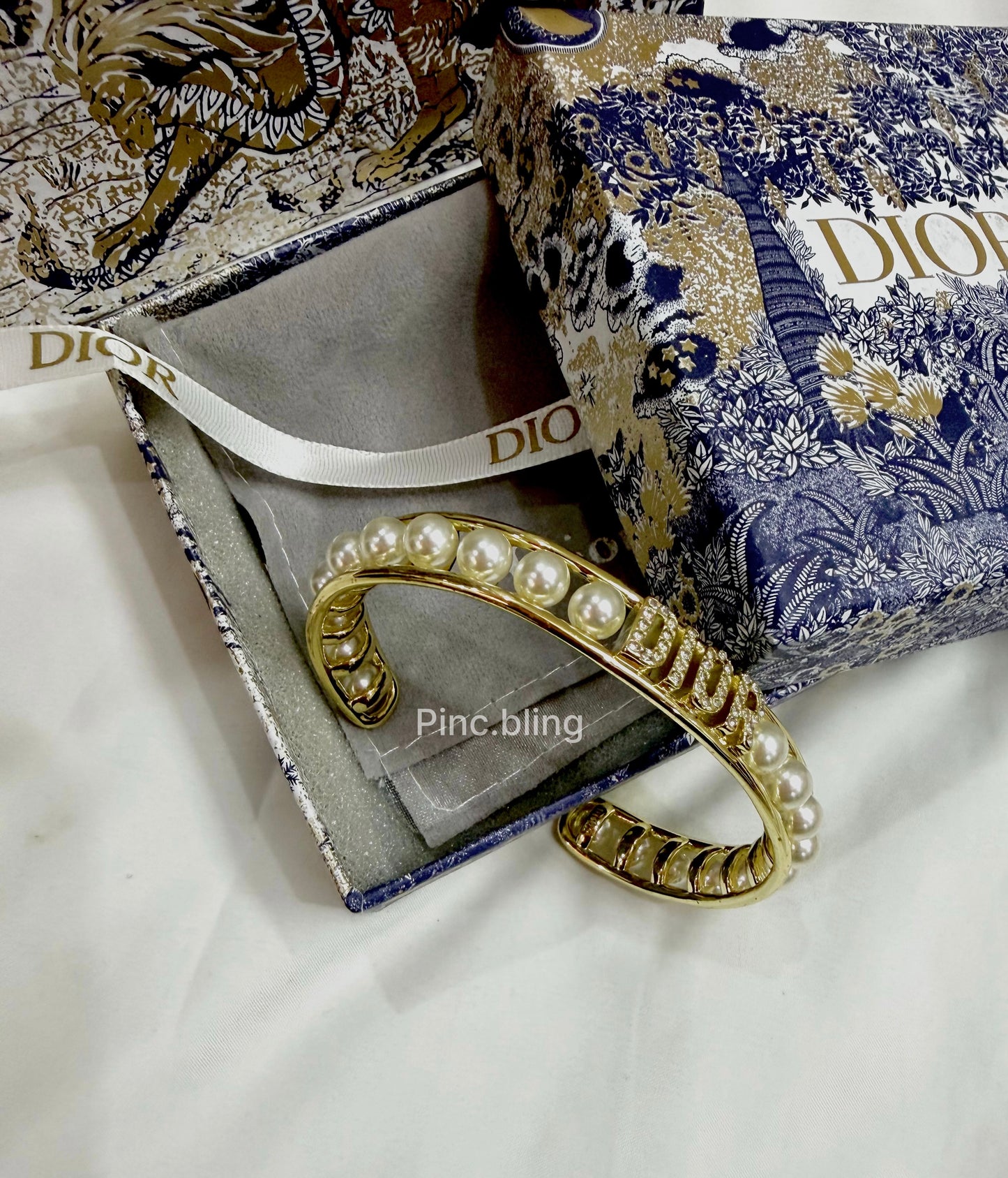 Branded Handcuff DR LxHc