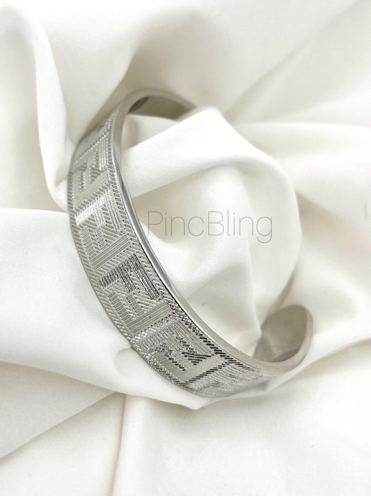 Silver Patterned Bracelet