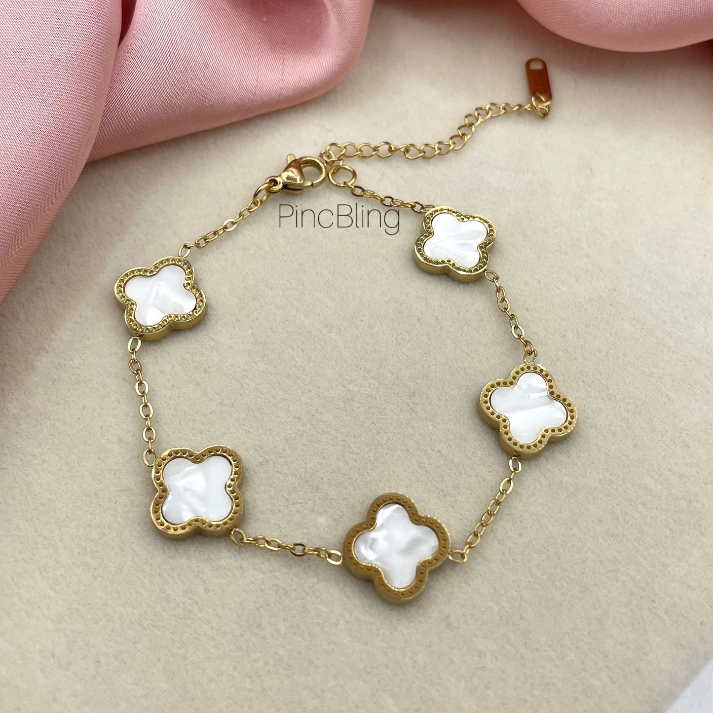 Clover Snow Chain Bracelet
