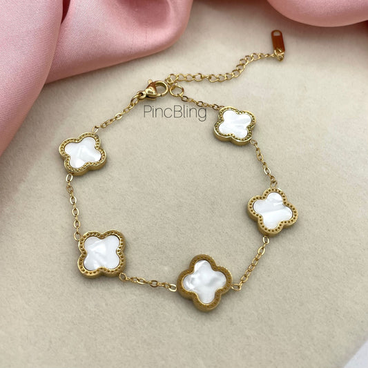 Clover Snow Chain Bracelet