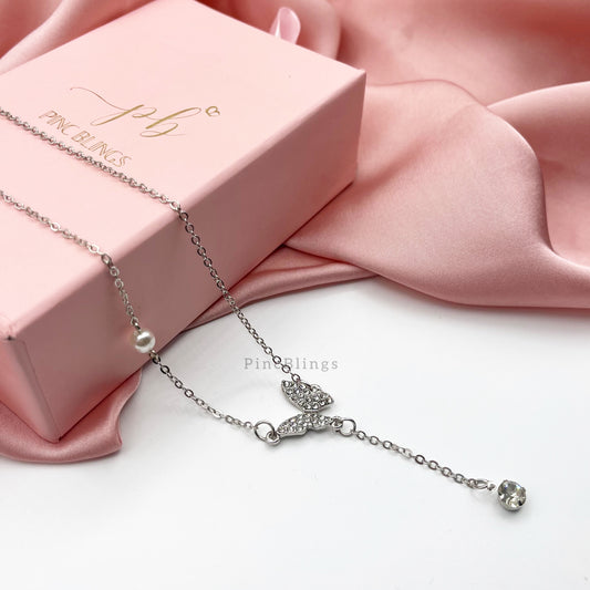 Small Butterfly necklace silver