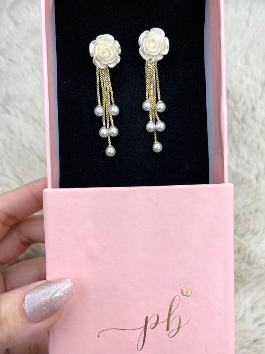 Pearly flower earrings PbE