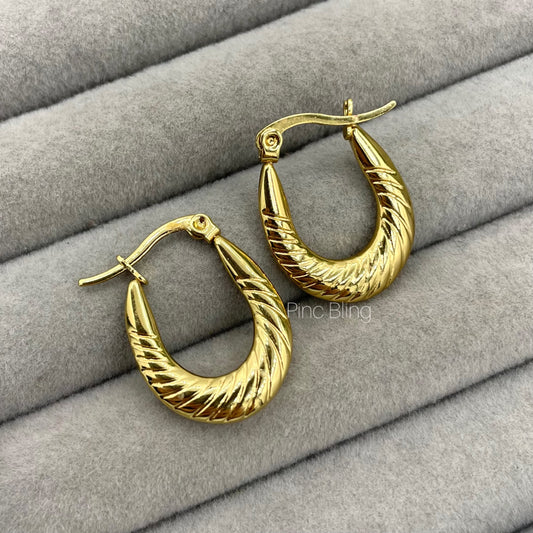 Trendy ear hoops small