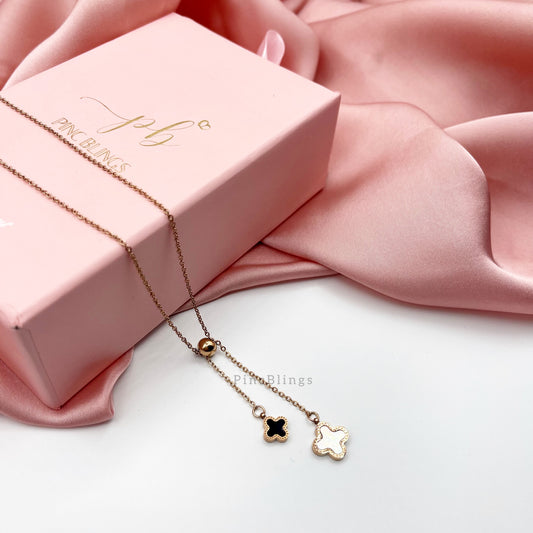 Double clover necklace
