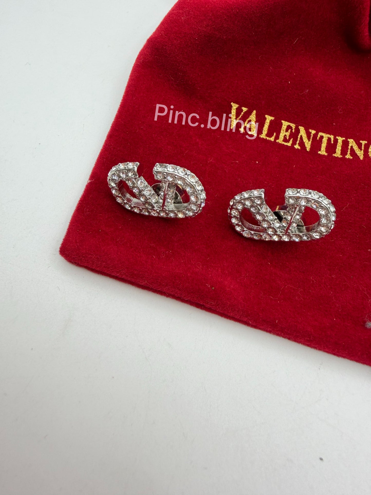 Garavani Vlogo Signature Stud Earrings LxE