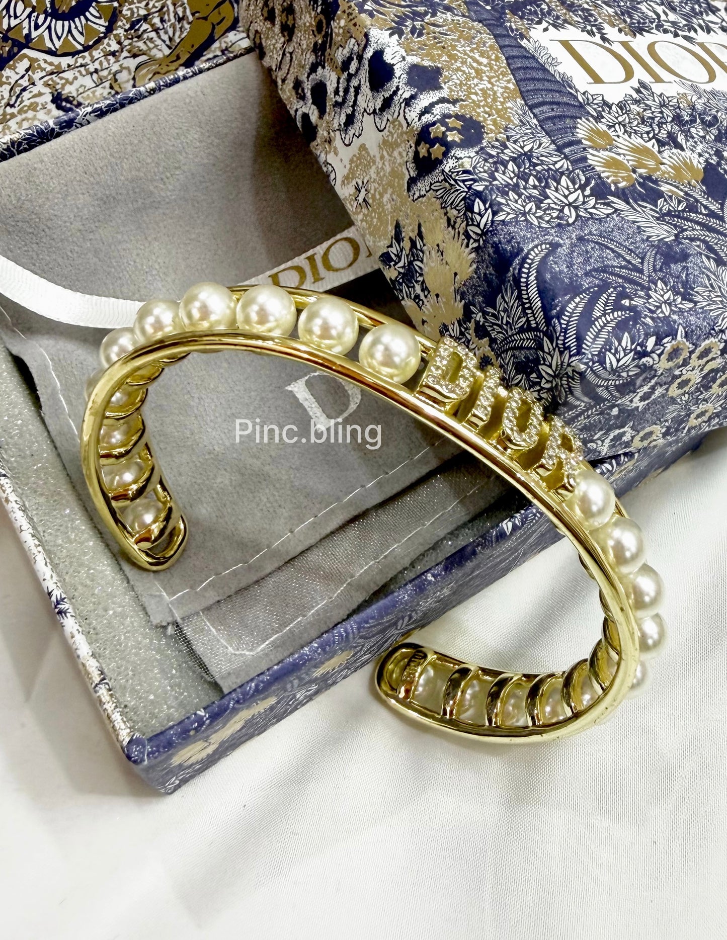 Branded Handcuff DR LxHc