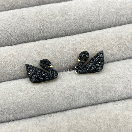Swan ear stud (black)