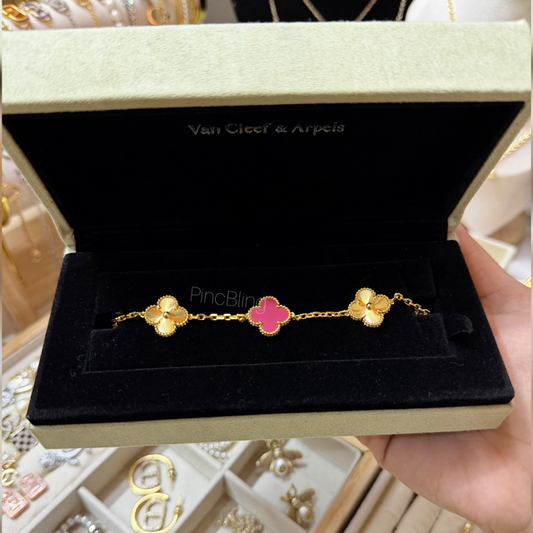 VC pink bracelet LxB