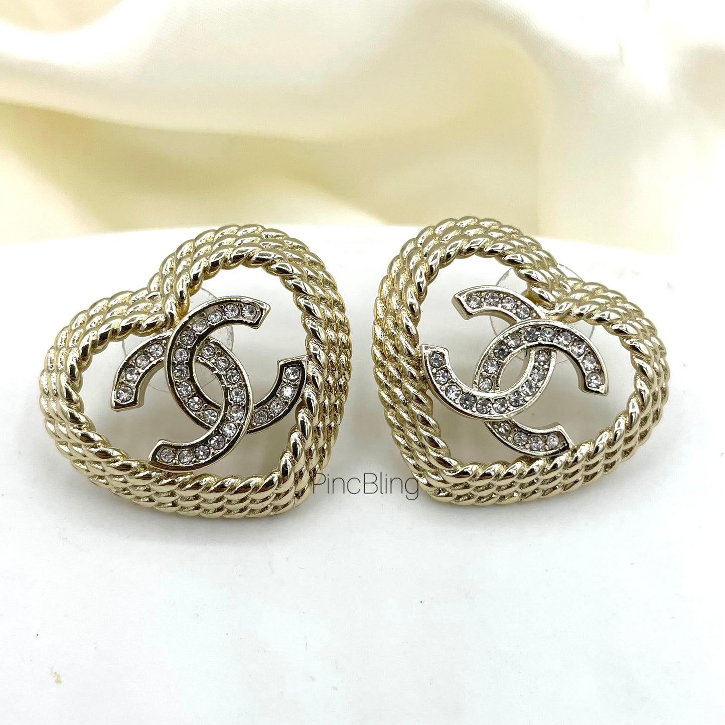 Textured Heart Luxe Earring