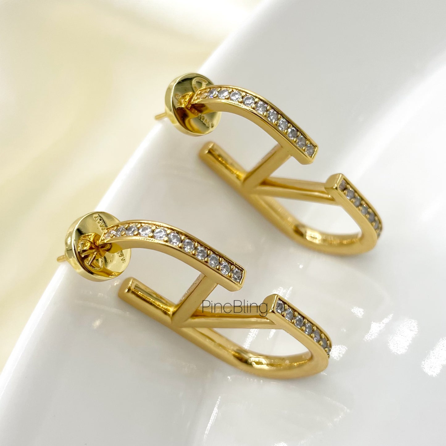 Bold Gold Luxe Earring