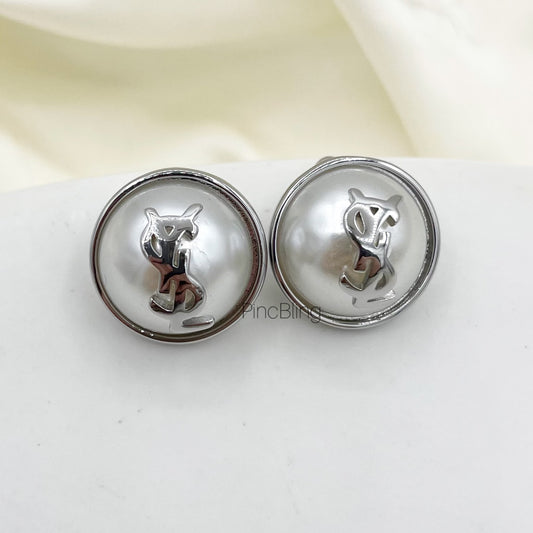 Button Shine Stud Earring