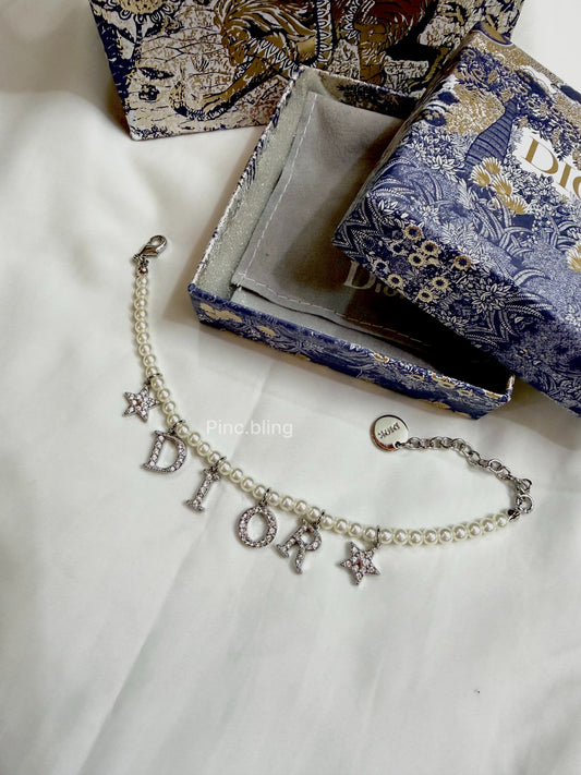 Star Charm Logo Pearl Bracelet LxB DR